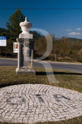 Marco de cruzamento em Ota (IIP)