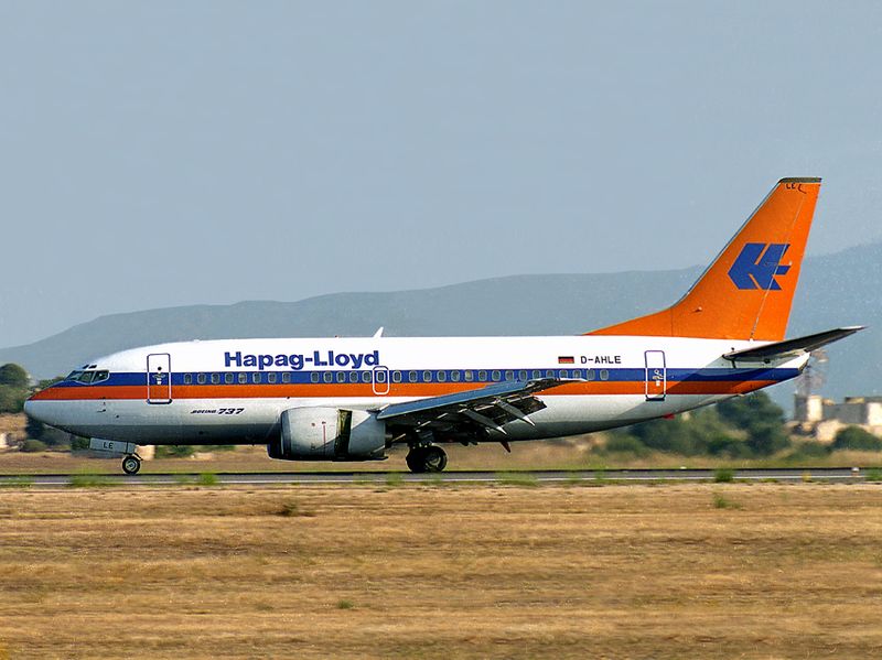 B737-500 D-AHLE 