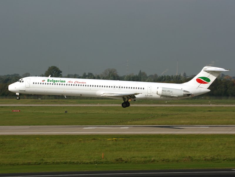 MD-81   LZ-LDC