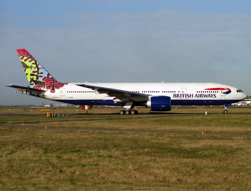 B777-200   G-VIIK  