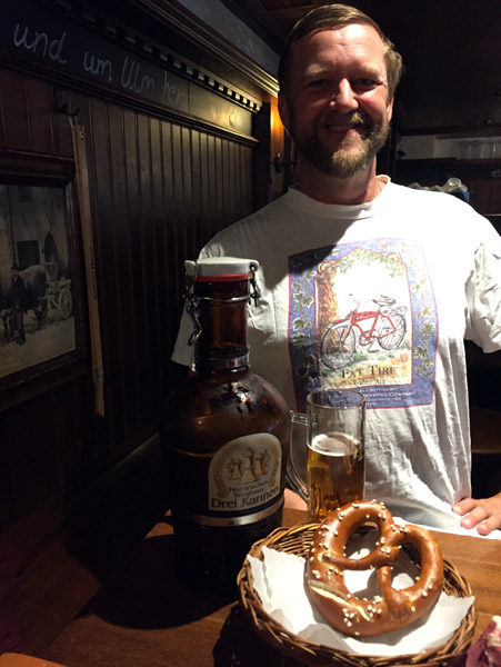 Pretzel and Beer, Brauhaus Drei Kannen, Ulm