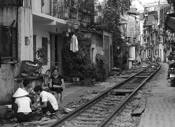 hanoi tracks.jpg