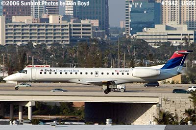 Delta Connection (Chautauqua Airlines) EMB-145LR N579RP aviation airline stock photo #7942