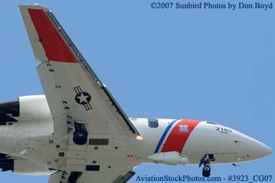 2007 - USCG HU-25C Falcon #2105 military aviation photo #3923 (non-stock)