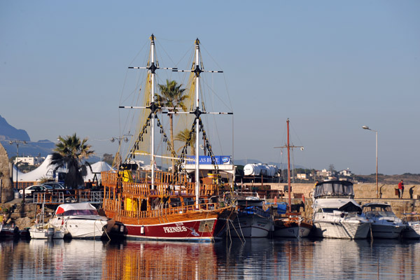 CyprusDec11 0527.jpg