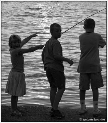 29 Aug 2005 Look mom, we caught one!!!